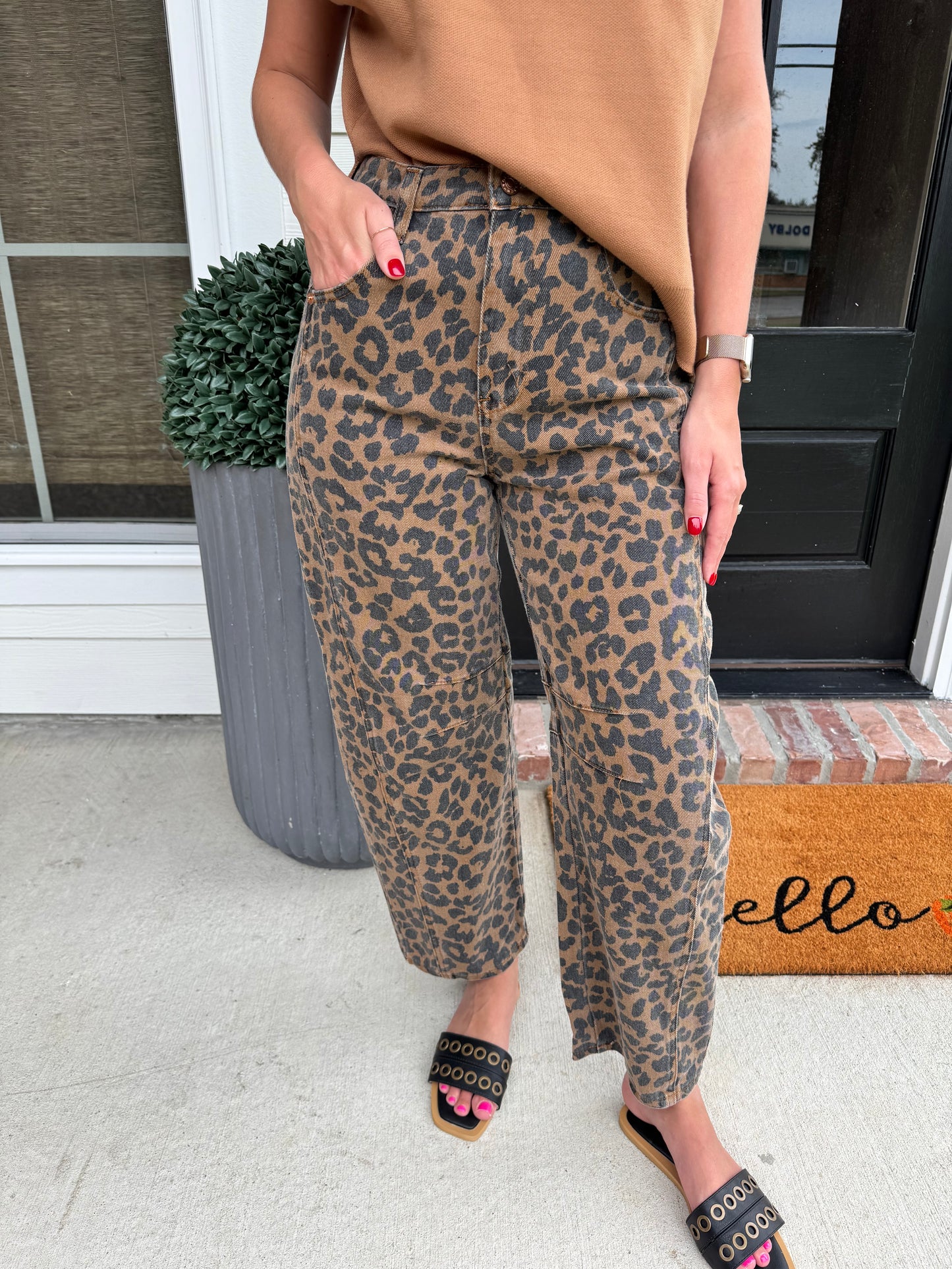 Leopard Barrel Jeans