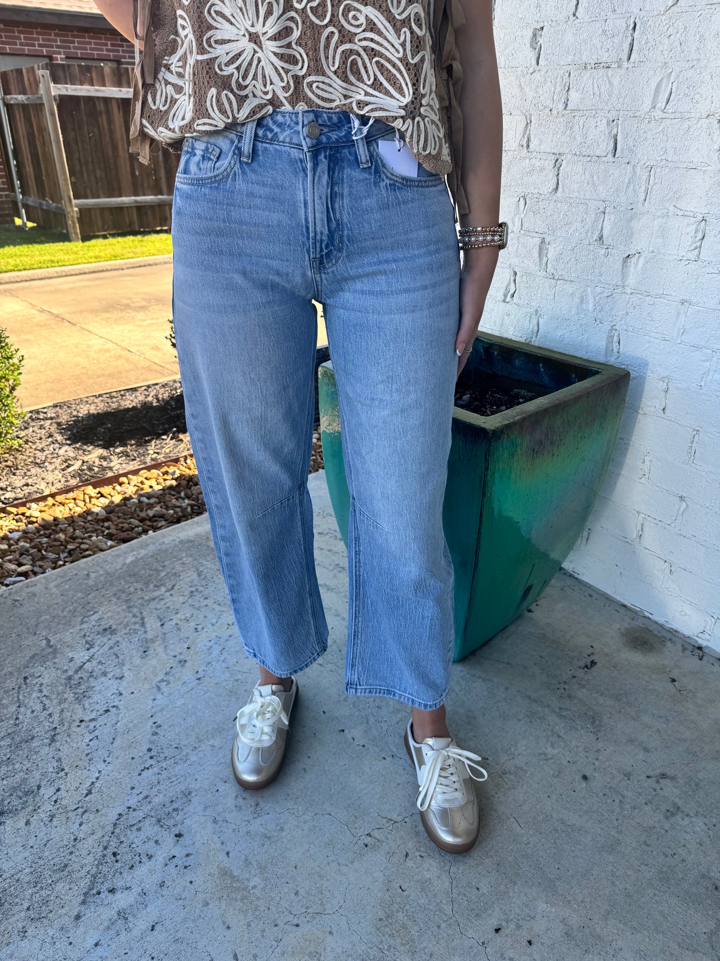 Vervet High Rise Light Wash Barrel Jeans