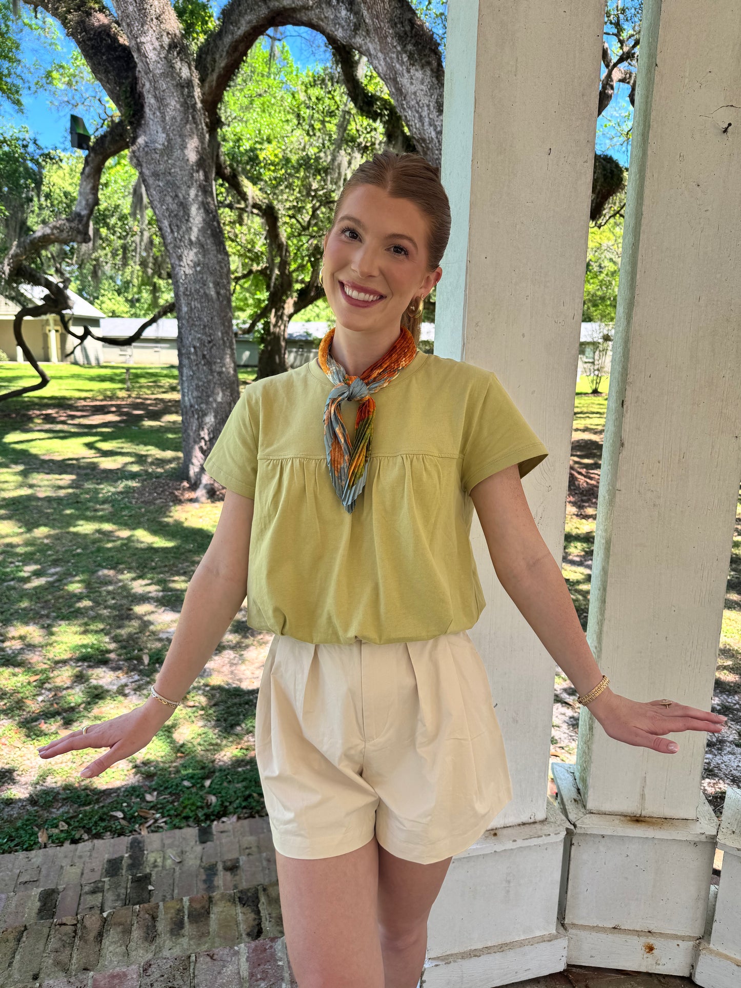 Bubble Over Olive Hem Top